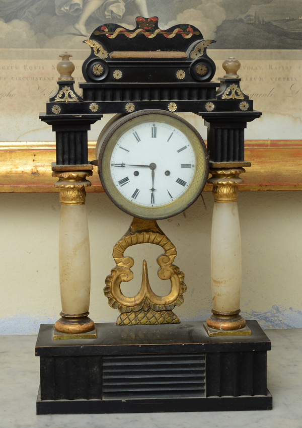 ANTIQUARIATO E OGGETTI D'ARTE